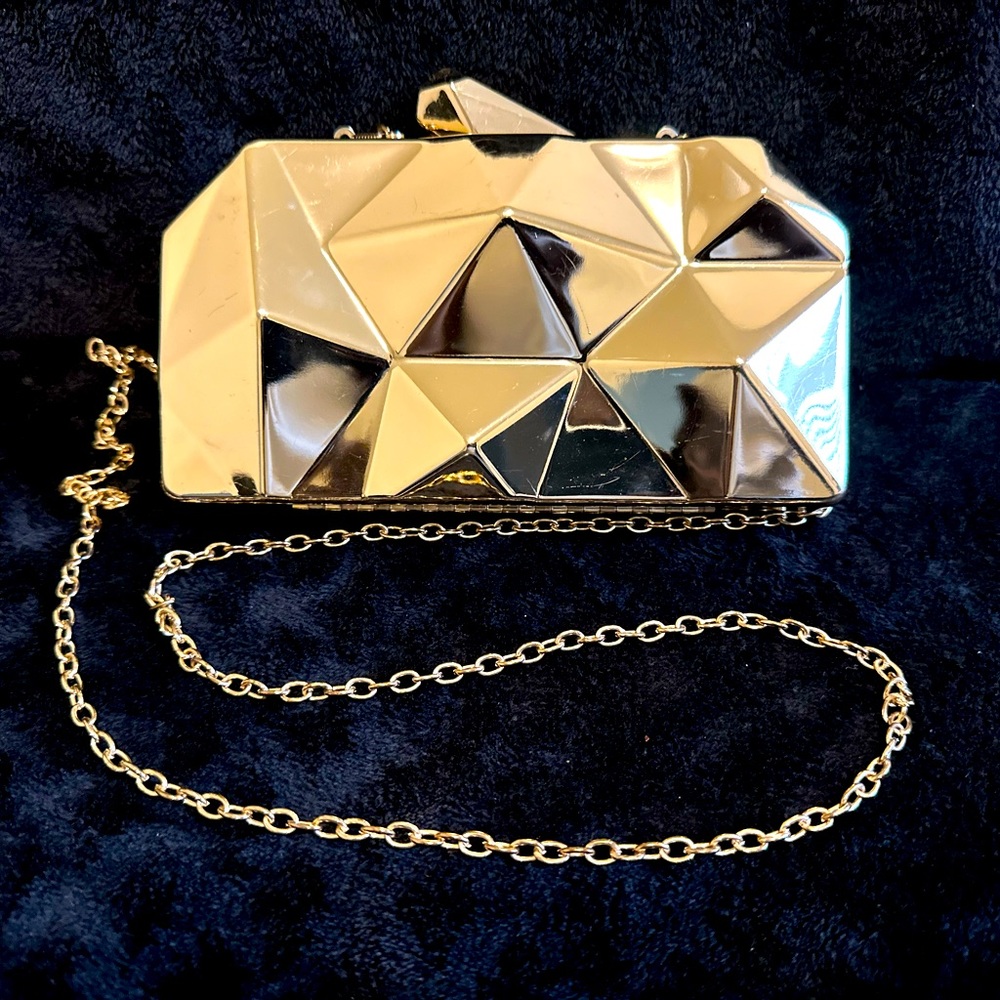 Gold geometric clutch purse with chain